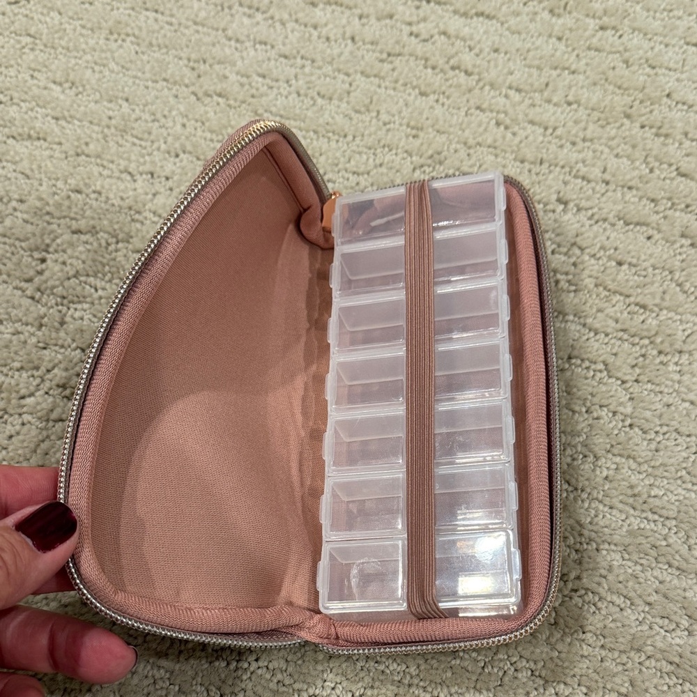 Soft Pink Travel Jewelry & Pill Organizer Case with Clear Trays - Picture 5 of 8